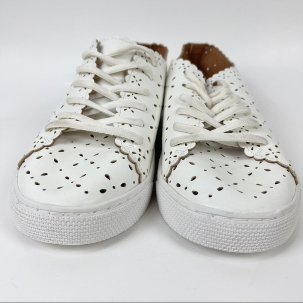 Torrid White Faux Leather Laser Cut Lace Up Sneakers Sz 10.5 Wide - Picture 6 of 10